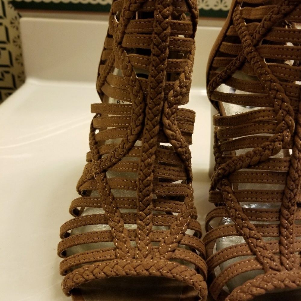 Guess heels